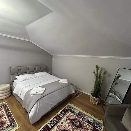Dervishaj Villa Korce